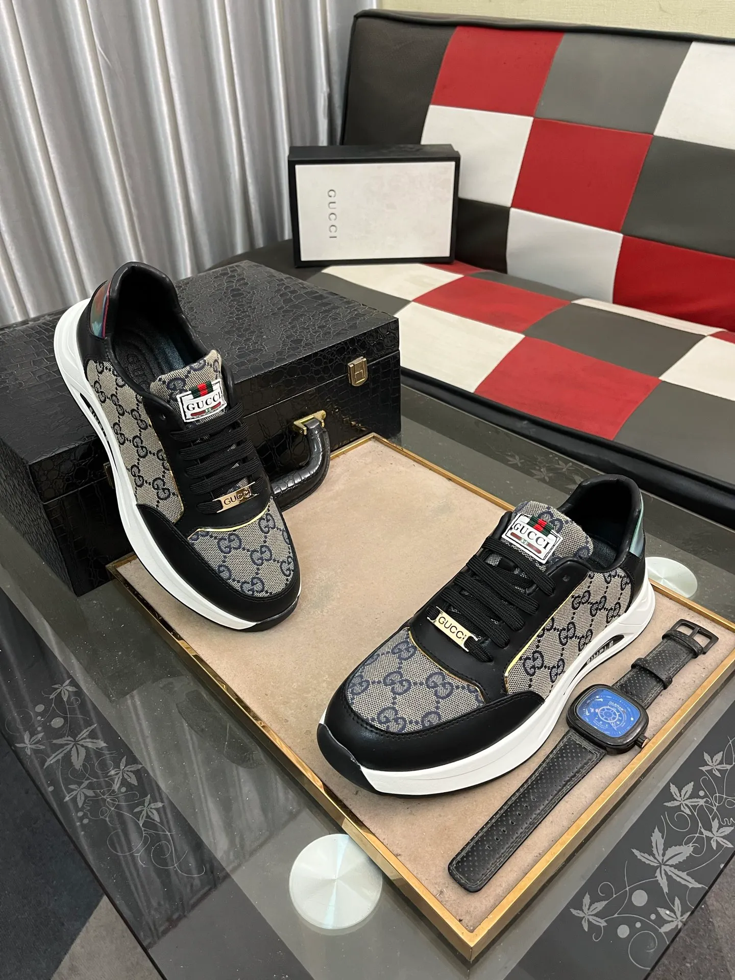 Men's shoes 💰420⌚️⌚️[GUCCI] The latest trendy men's casual shoes, the fabric is made of embossed cowhide imported from Italy, comfortable sheepskin lining + feet, the original outsole is wear-resistant and non-slip, high-level version, exquisite workmanship. Code number: 38-442️⃣Colors available